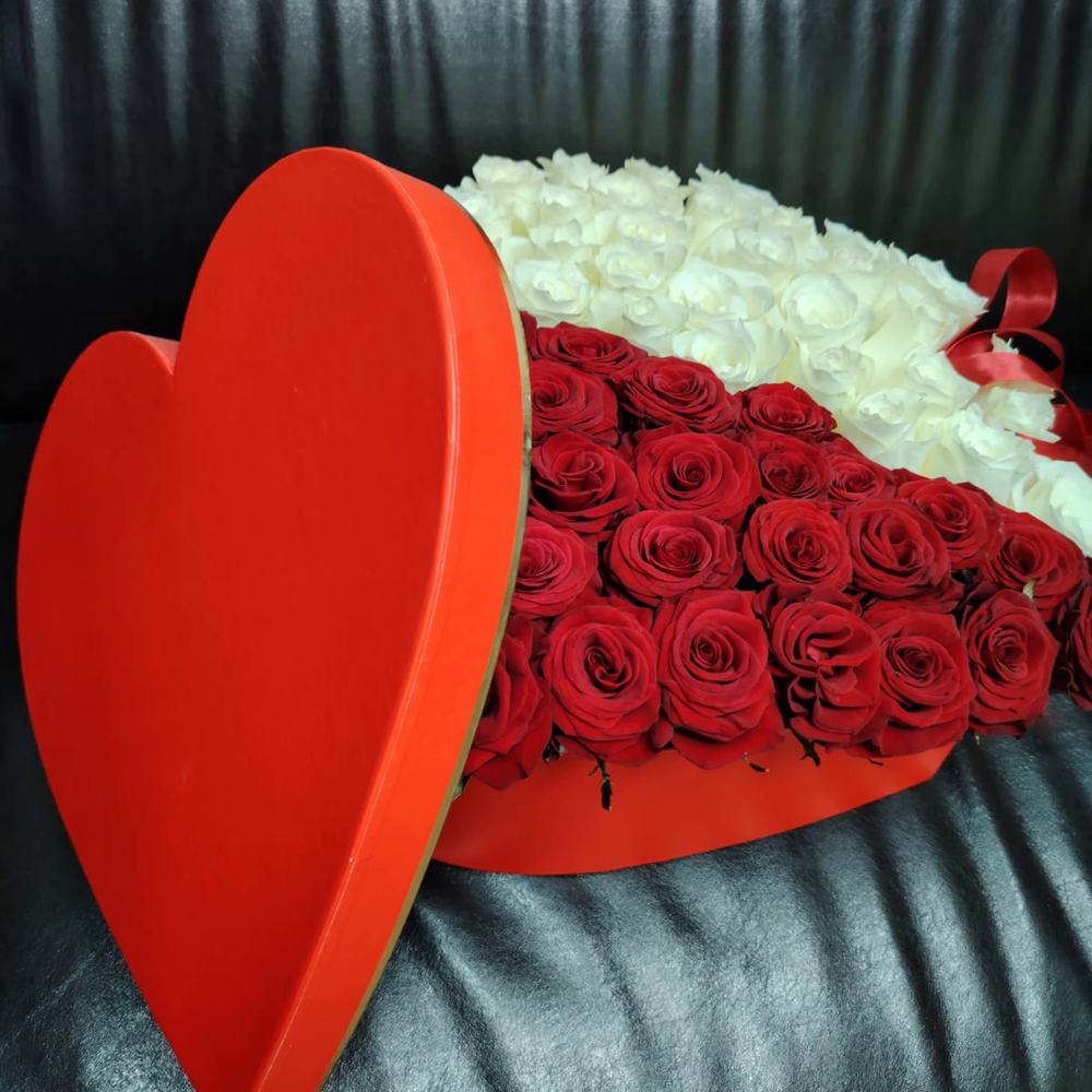 Коробочка в виде сердца "ты и я"