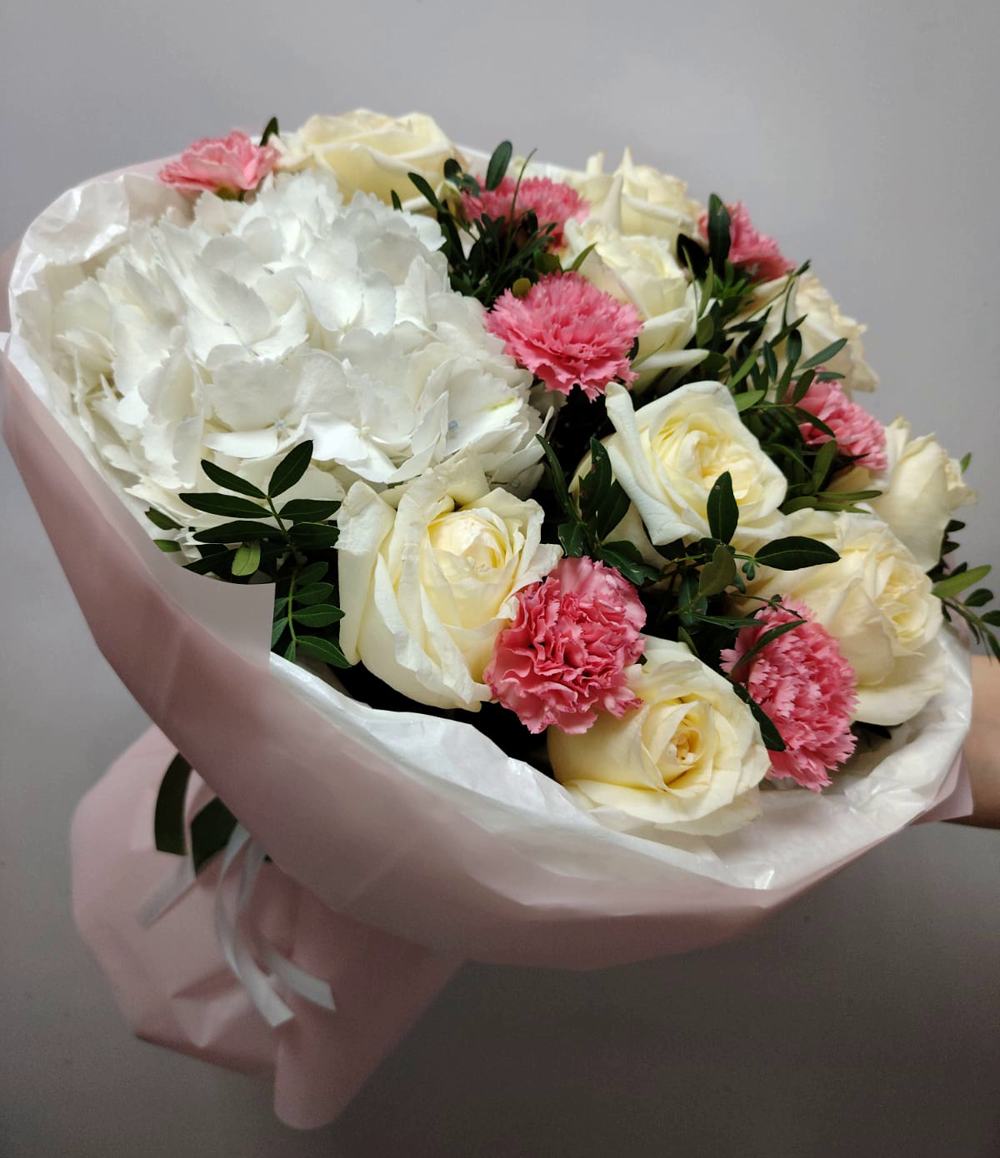 Букет "Нежная гортензия"